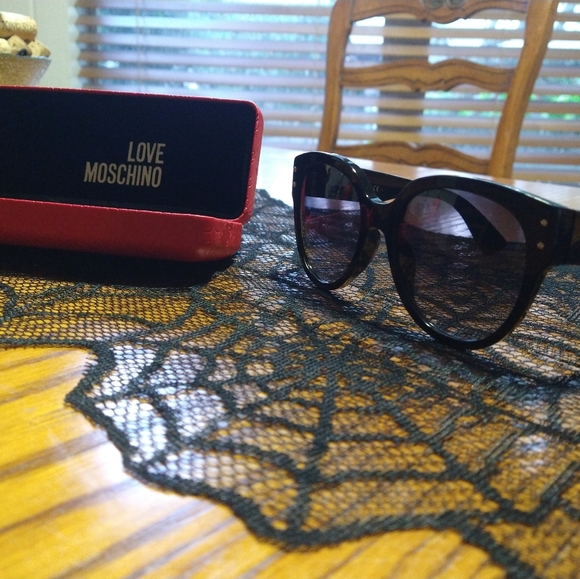 Sunglasses main image 5